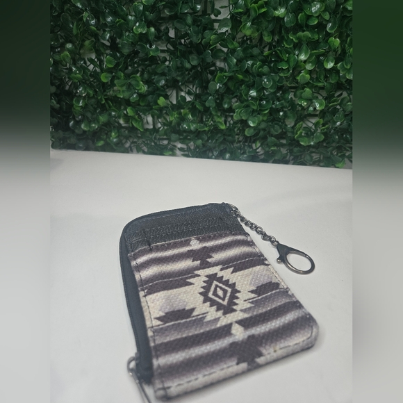 WRANGLER Patterned Wallet with Keychain - Picture 4 of 4